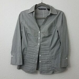 𝅺zac & Rachel small Button front blouse shirt